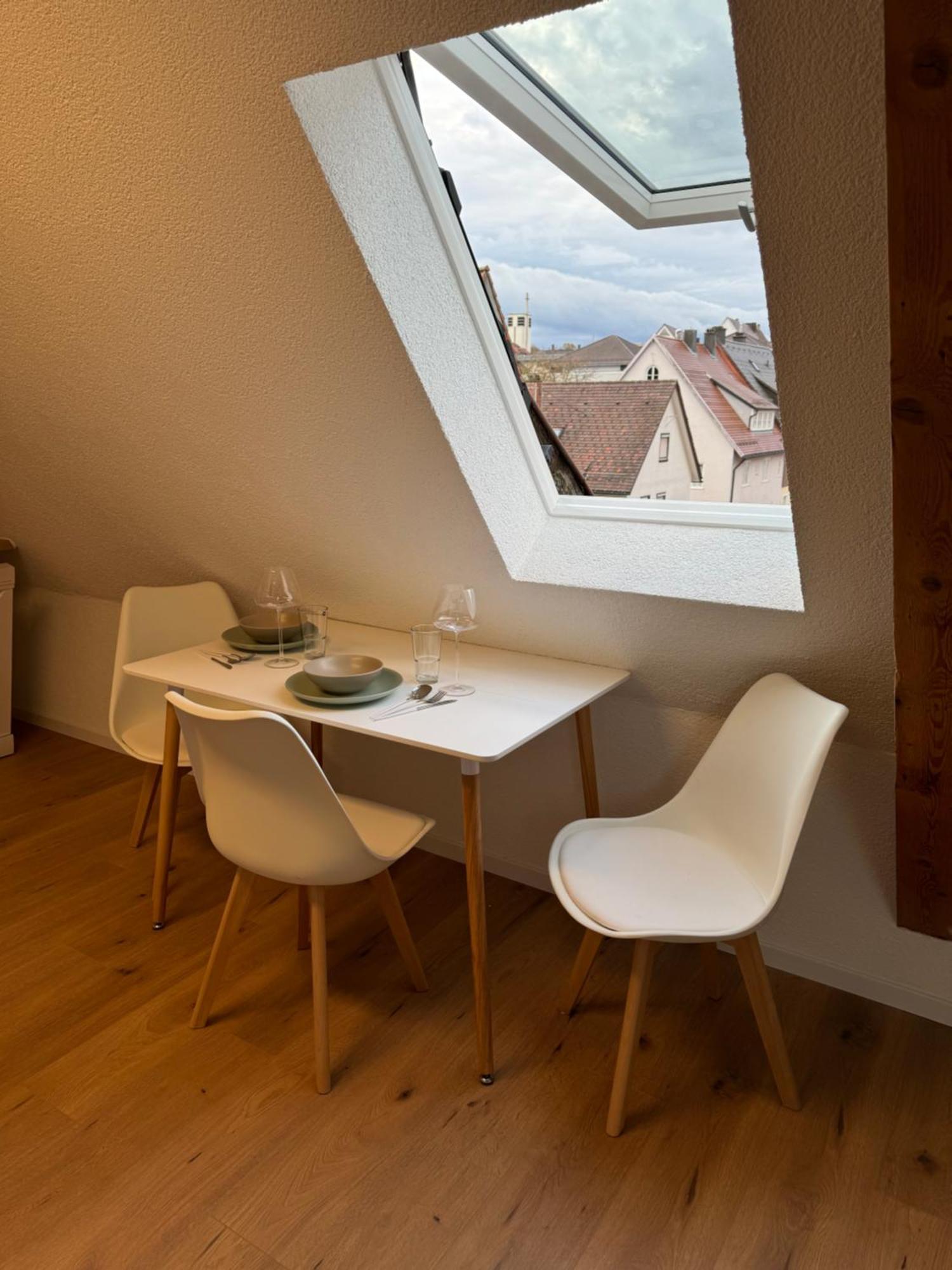 Dachgeschosstraum Apartment ฟรอยเดนชตัดท์ ภายนอก รูปภาพ