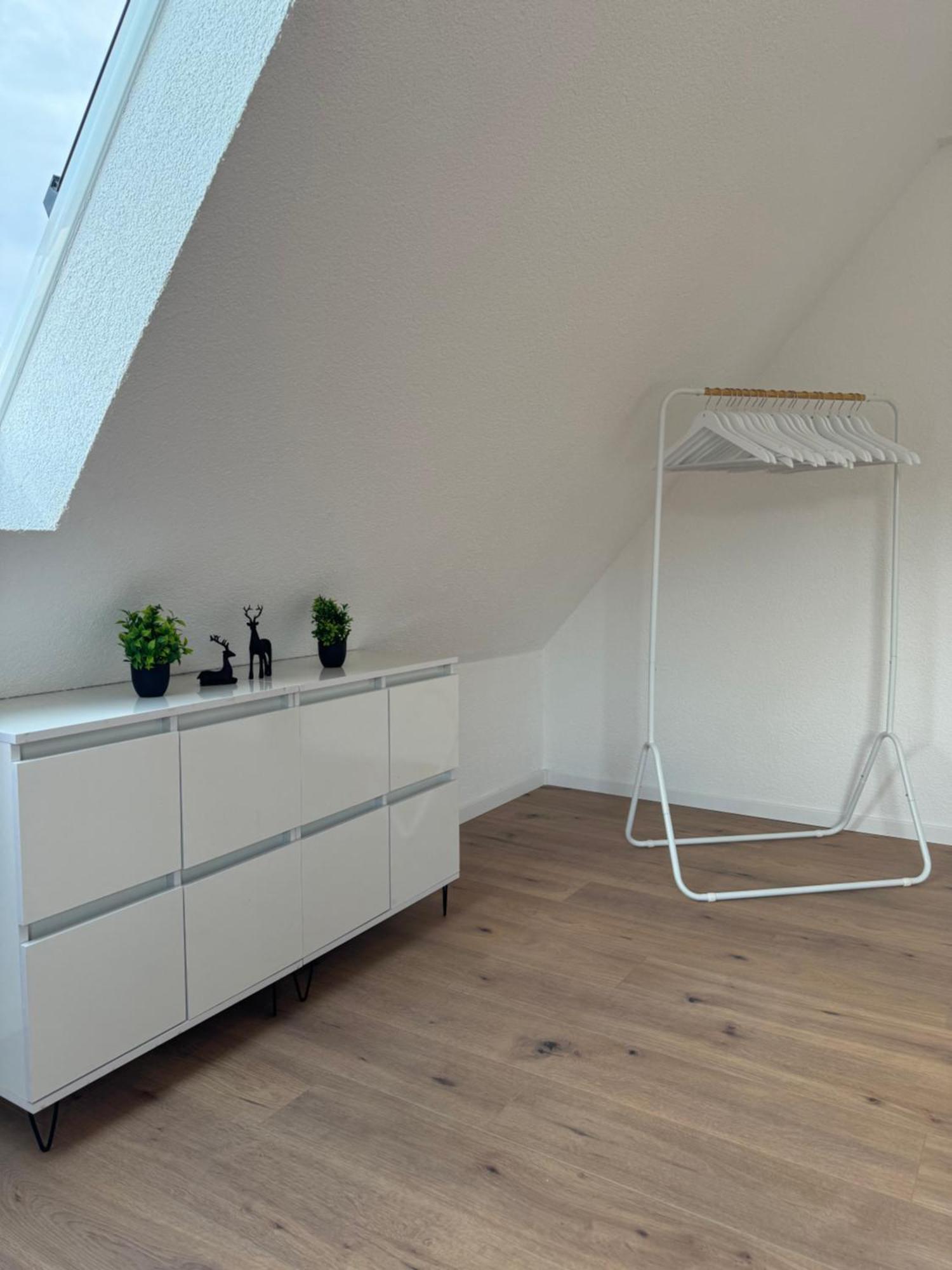 Dachgeschosstraum Apartment ฟรอยเดนชตัดท์ ภายนอก รูปภาพ